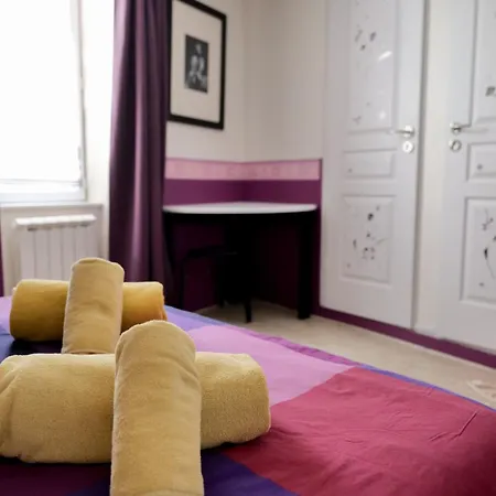 Idealement Situe - Centre Des Sables - 6 Personnes