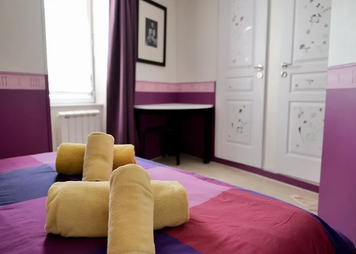 Idealement Situe - Centre Des Sables - 6 Personnes